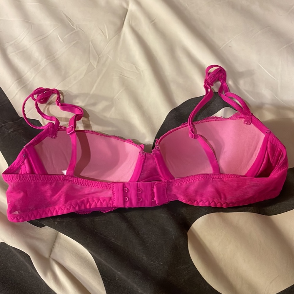 Bra - Picture 2 of 3